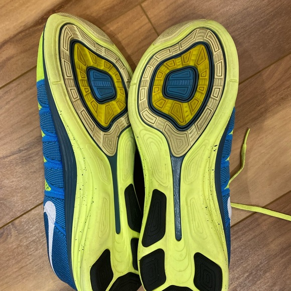 Nike FlyKnit Lunar 2 Running Shoes - Picture 4 of 8